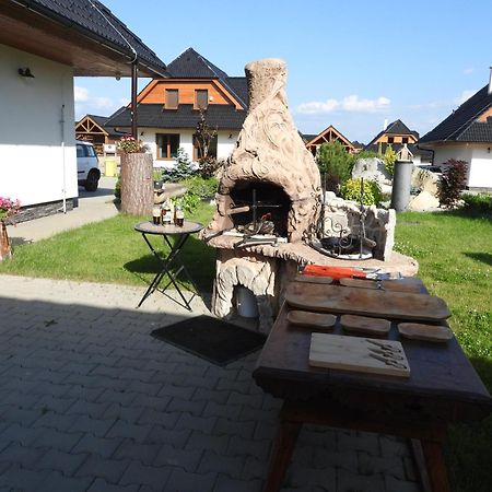 Pinus Cembra Villa สตารา เลชนา ภายนอก รูปภาพ
